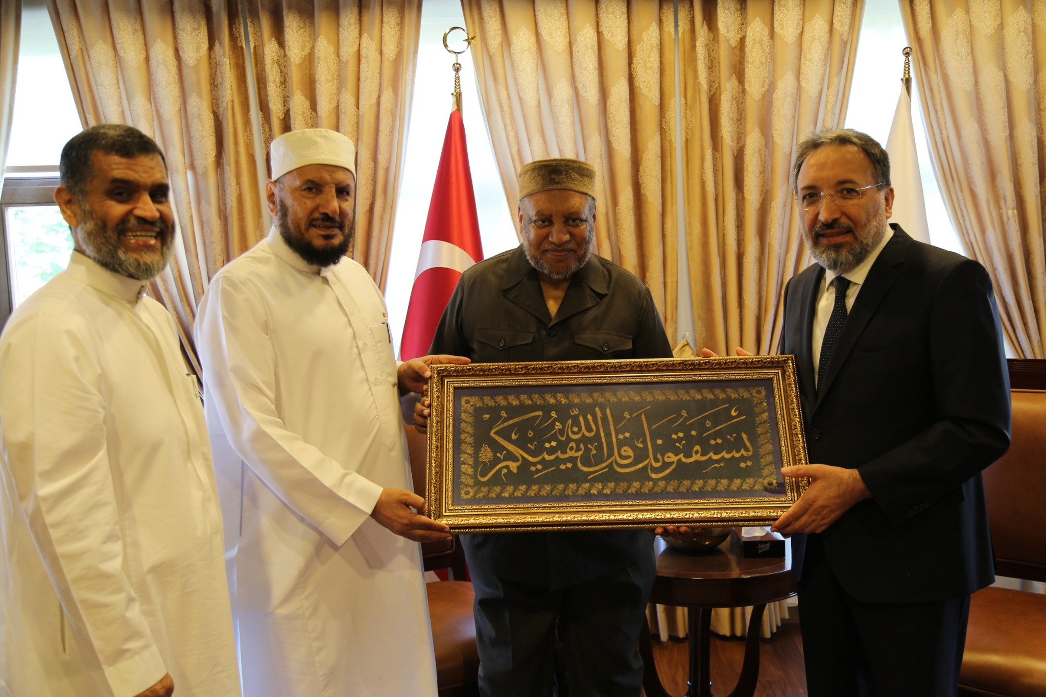 عصام ومفتي إسطنبول 3_20250802023700.jpg